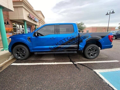 Custom truck graphics Photo